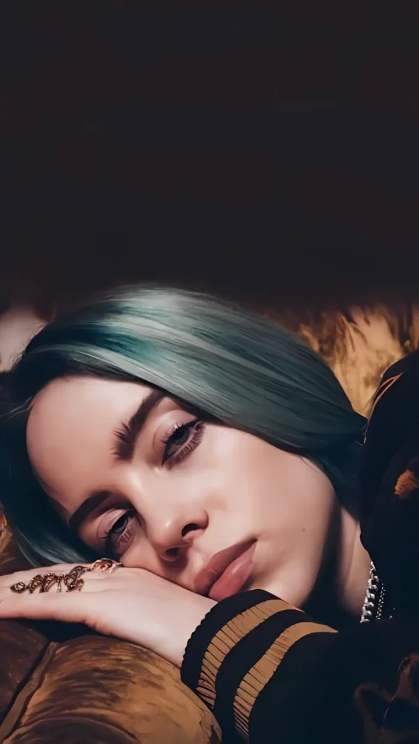 دانلود عکس بیلی آیلیش Billie Eilish با کیفیت 4K و رزولویشن بالا - کارماتوس