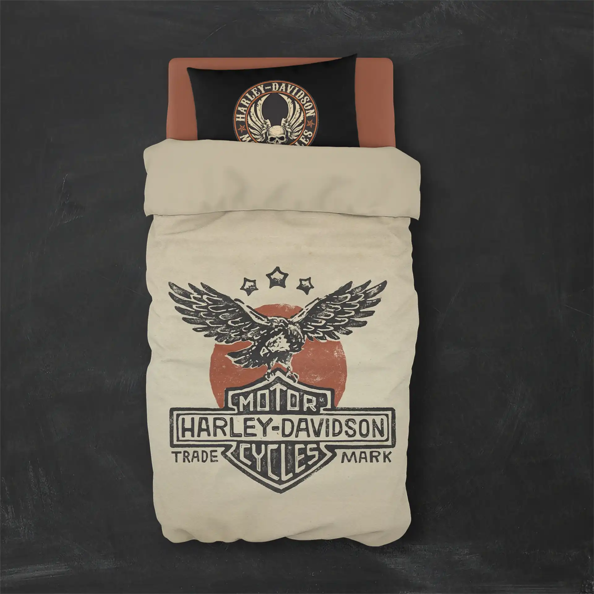 روتختی طرح هارلی دیویدسون Harley Davidson کد 2 5,900,000 تومان &Ndash; کارماتوس خرید روتختی طرح هارلی دیویدسون Harley Davidsonیک و دو نفره - کارماتوس (دکوراسیون, روتختی, روتختی موتور سیکلت) از کرماتوس