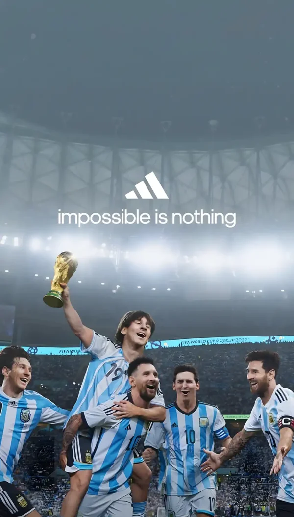 لیونل مسی در حال بوسیدن جام جهانی - والپیپر مسی با کیفیت 4K