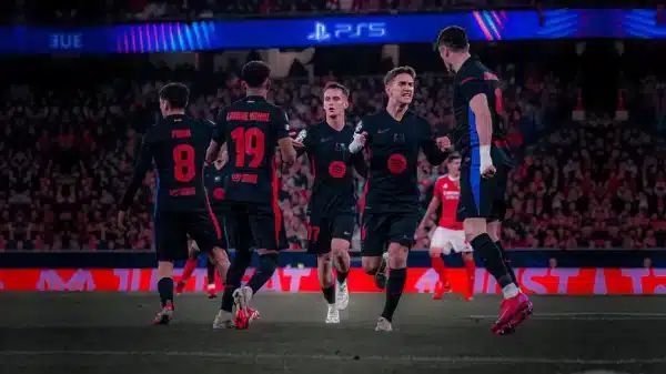 والپیپر Barcelona جشن گل بازیکنان تیم