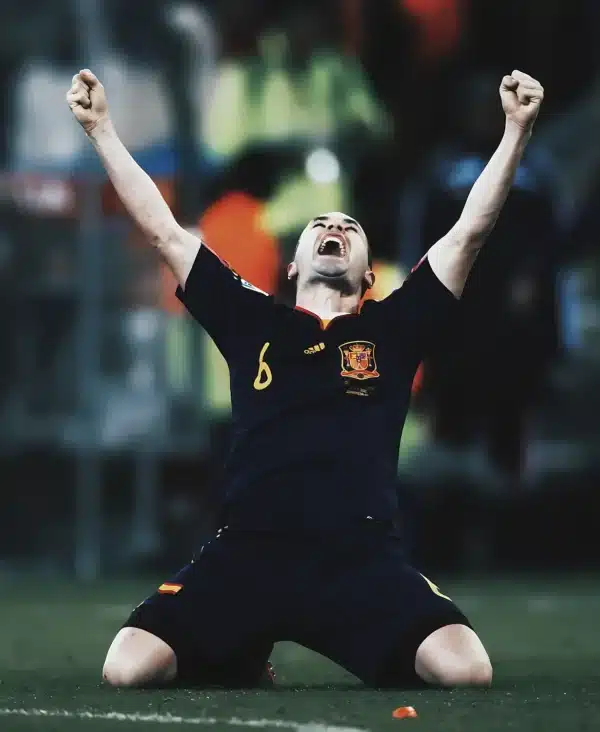 والپیپر اینیستا افتخارات و قهرمانی‌های تاریخی