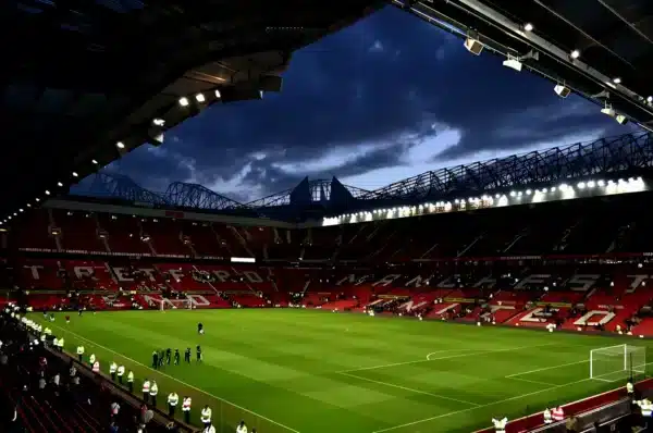 والپیپر منچستر یونایتد Manchester United استادیوم اولدترافورد