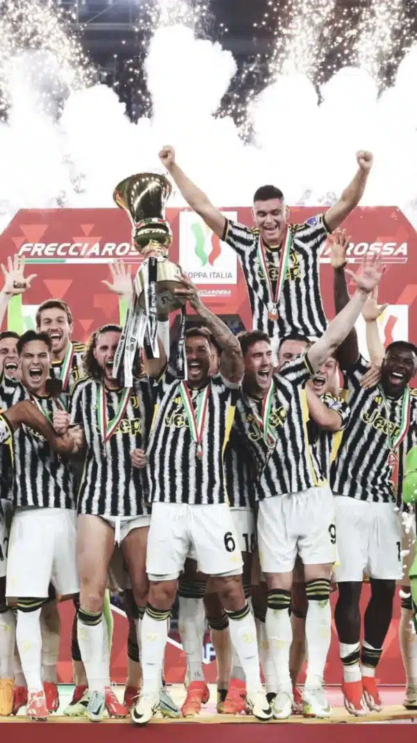 والپیپر یونتوس Juventus افتخارات و فینال‌های لیگ قهرمانان