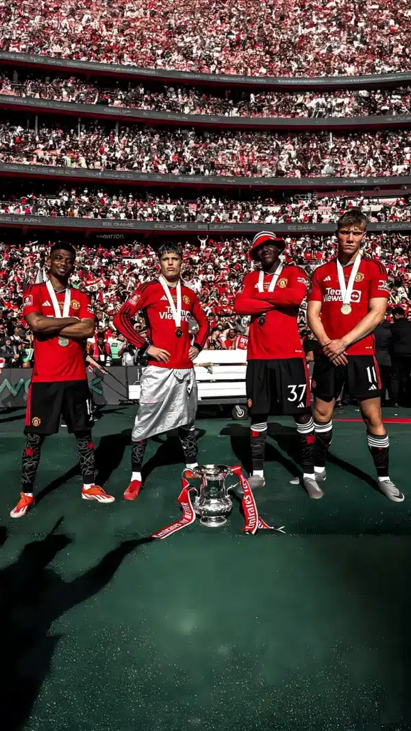 والپیپر منچستر یونایتد Manchester United و کریستیانو رونالدو