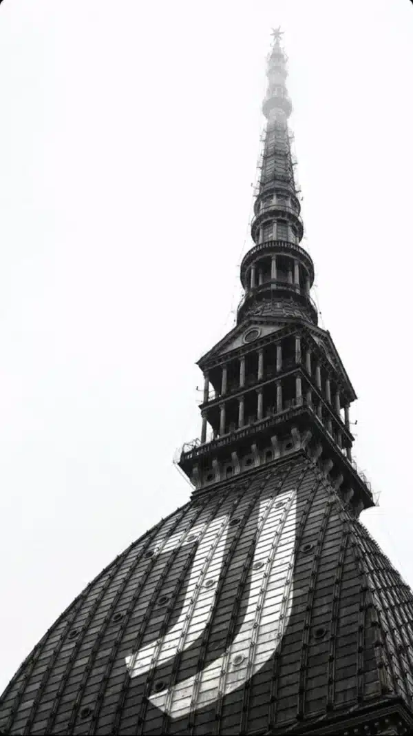 والپیپر یونتوس Juventus استادیوم آلیانز خانه افسانه‌ها