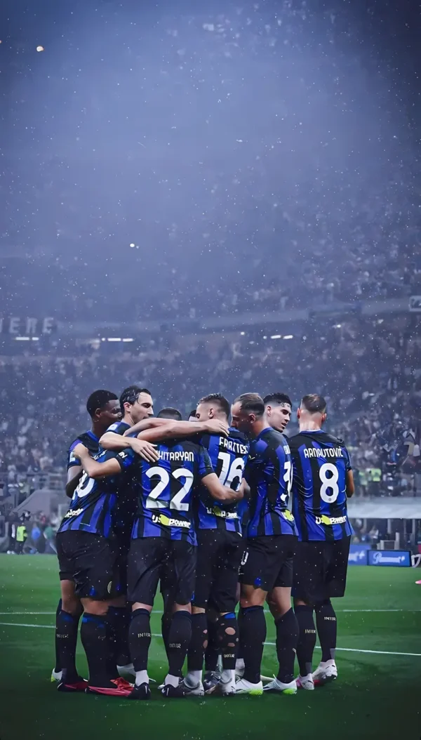 والپیپر اینتر Inter دربی میلان درخشش نراتزوری