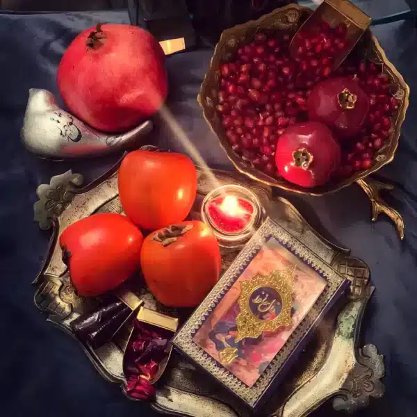 والپیپر شب یلدا با انار قرمز