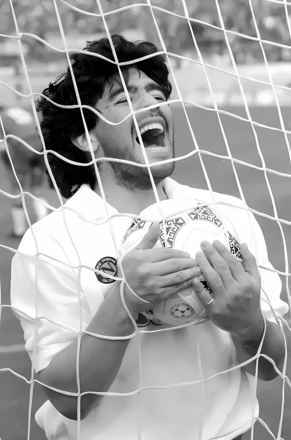 تصویر مارادونا در لحظه گل افسانه‌ای به انگلیس