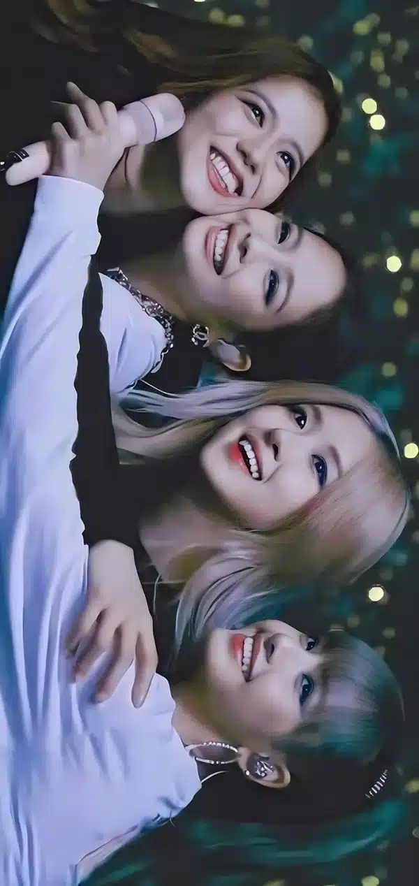 والپیپر بلک پینک عکس گروهی چهار نفره